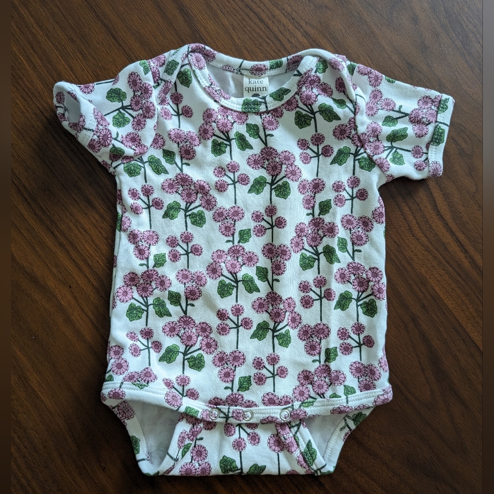 Kate Quinn Purple Flower Short Sleeve Onesie Sz 3-6M